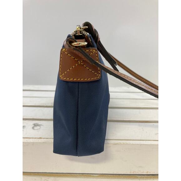 DOONEY & BOURKE SMALL NAVY CANVAS CROSSBODY BAG (ASIS) - Picture 3 of 15